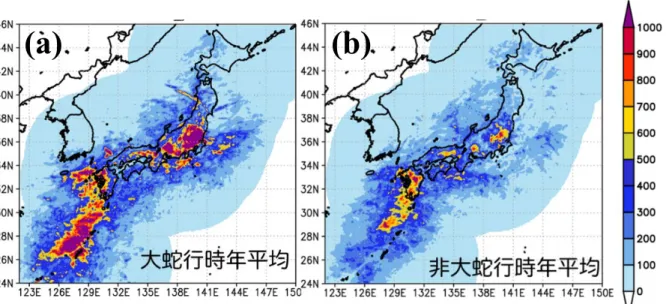 Fig. 6 大蛇行期間（ a ） ，非大蛇行期間（ b ）の年平均の落雷分布（回）