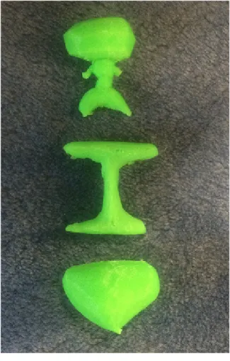 図 8 児童の 3D プリンタ作品（出力）