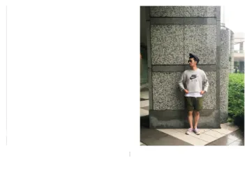 図 1 WEAR に投稿された画像とタグの例． ディネート共有に特化したサービス WEAR 1 では，累計 800 万 以上のスナップ画像が投稿されており，ユーザは閲覧数獲得の ためにタグやコメント機能で自身のスタイルのポイントを説明 する． WEAR の投稿画像とそれに付与されたタグの例を図 1 に示す． 「オトナカジュアル」や「休日スタイル」， 「スニーカー コーデ」など，ユーザ間で共通概念となるスタイルが存在する． したがって，ソーシャルメディアから適応的にスタイルラベル 1：https://wear