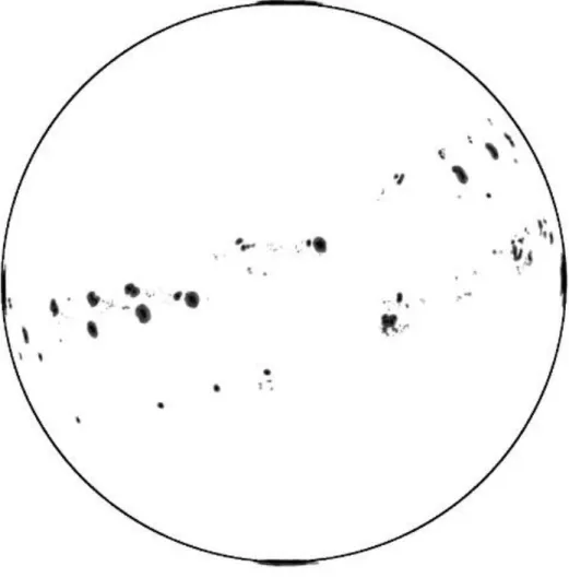 図 7 には，2017/08/30 から 2017/09/11 まで，ほぼ 1 日に 1 回撮られた白色光像の黒点部 分を重ね合わせてプロットした．