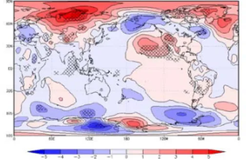 図 5  1998/99年 を 境 と し た 冬 季 平 均 （ 12～ 2 月 ） の 海 面 気 圧 の 変 化 （ （ 単 位 ： hPa） 。  図 4   1988/89年 を 境 と し た 冬 季 平 均 （ 12～2月 ） の 500hPa高 度 の 変 化 （ 単 位 ： m） 。  指 数 は 、 10年程 度続い た負の状 態から その後10 年 以 上 続 く 正 の 状 態 に 大 き く 変 化 し た 。1976/77 年 の 前 後 10 年 間 平 均 の 海 面 水 温