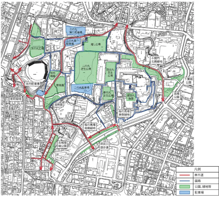 図 5-3　緑地・駐車場・園路・市道の図三の丸第１駐車場 昭和 58 年度に三の丸公園整備の一環として国庫補助金（建設省所管）を受けて整備した。三の丸第２駐車場 平成 20 年度桜の馬場整備計画に伴い、熊本城内プール跡地に暫定整備されていた桜の馬場駐車場の機能を移転する形でアスファルト舗装により暫定的に整備を行い、平成 21 年４月より熊本市営駐車場条例に基づく有料駐車場としている。それまでは自治省の「ふるさとづくり特別対策事業」の一環として、化血研用地を熊本市が取得後、平成４年から平成５年にかけて整備し、