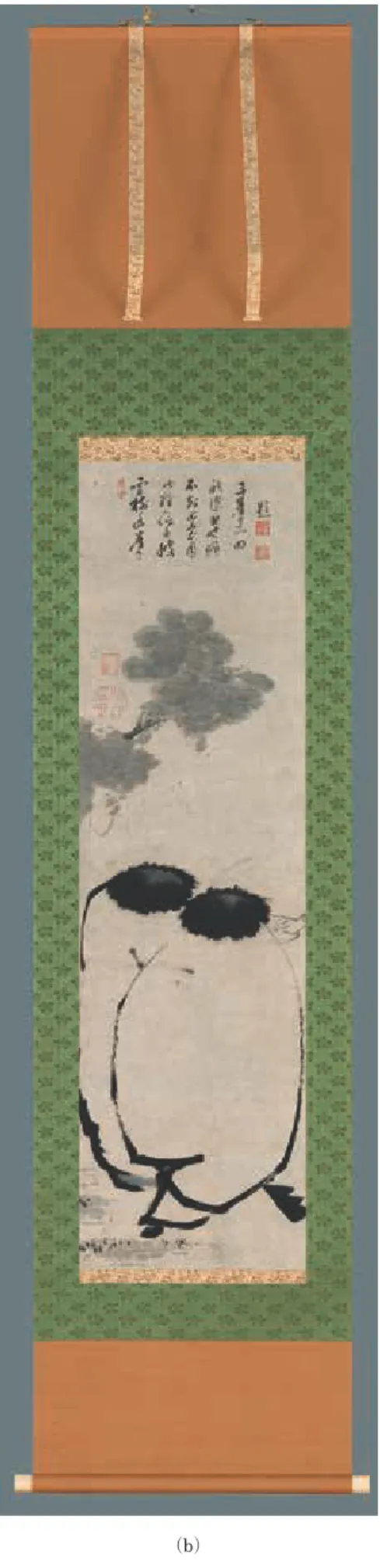 Fig. 1.1  寒山拾得図（全体） (a) 修復前（現地調査時）、 (b) 修復後 Hanshan and Shide , artwork with mounting