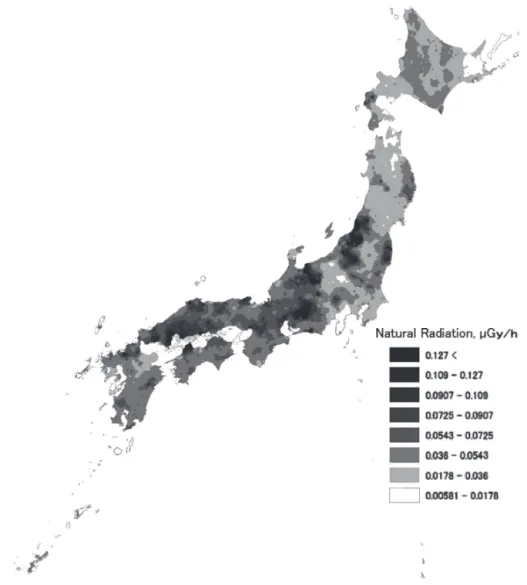 表 3 .図 4 の各レベルの区分の換算表。「μGy/h」の欄が図 4 内 に示された凡例である。 レベル μGy/h μSv/ 日 mSv/ 年 H 0 . 127  < 3 