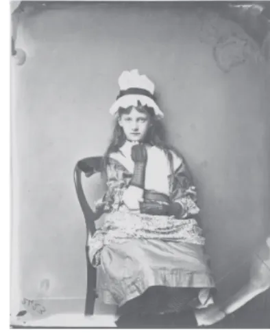 Abb. 9  Lewis  Carroll,  Alexandra ‘Xie’ Kitchin  verkleidet als Penelope Boothby, 1875-76