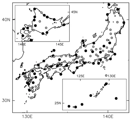 図 2.2.    解析に使用した日本の気象官署 155 地点．黒丸は REOF 解析で用いる 57 地点を示す．