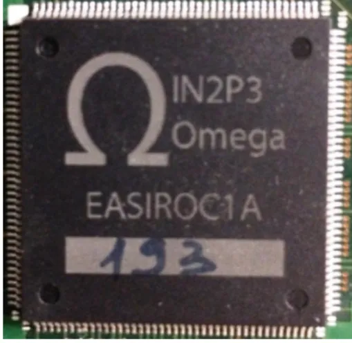 図 2.3 EASIROC chip の写真。