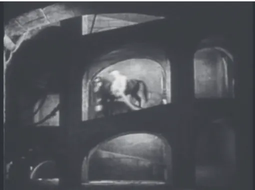 図 Labyrinth in The Phantom (1925)