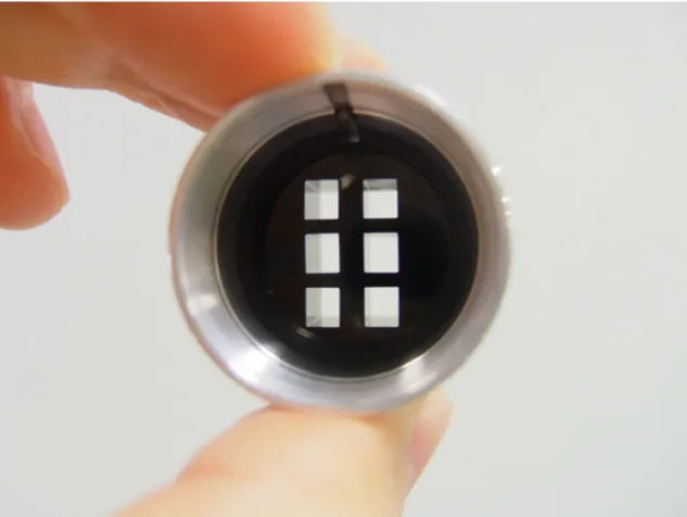 図 7：超遠心分析測定用 6 穴サンプルセル 