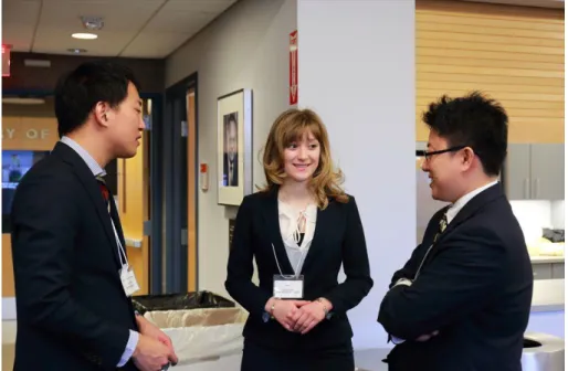 図 1. RMW13 Program Coordinators の打ち合わせ  (右から大内隆成助教  (東京大学),   