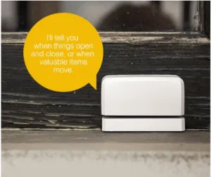 図 1.5: SmartThings Hub 引用: http://www.smartthings.com 図 1.6: 開閉感知センサ 引用: http://www.smartthings.com 図 1.7: 家にいるかどうかをセンシングするデバイス 引用: http://www.smartthings.com 図 1.8: 動きを検知するデバイス引用: http://www.smartthings.com 図 1.9: 電源のオンオフを行なうデバイス 引用: http://www.smartthing