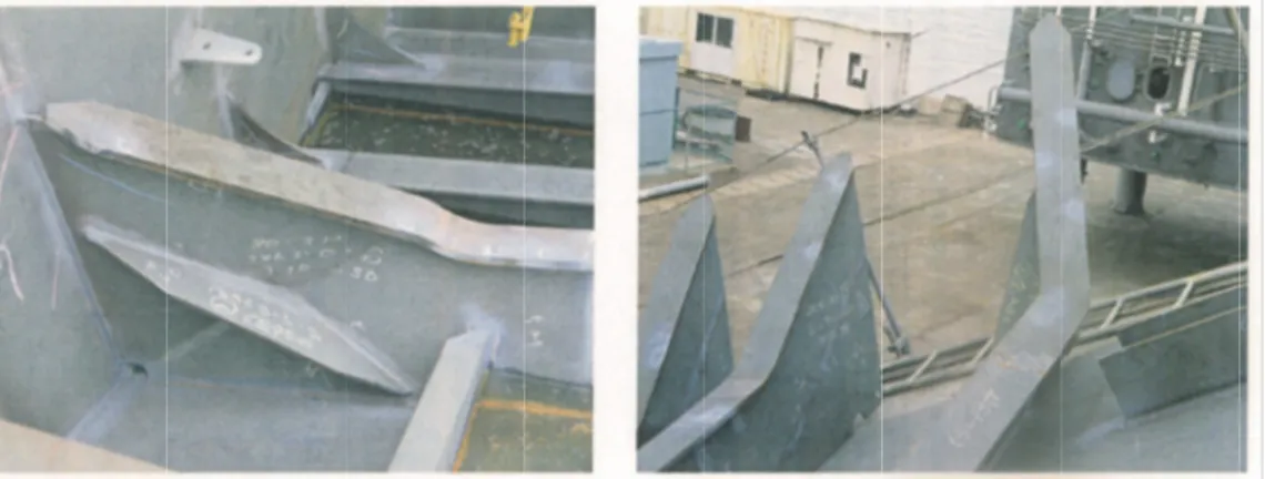 Fig. 1.3 E Fig. 1.4 E Example of k Example of p 4  knuckled loparallel dis ongitudinal scontinuity  stiffeners