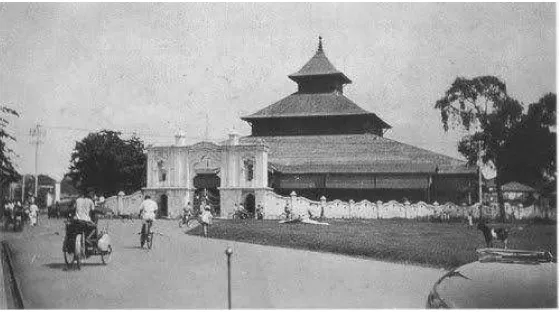Gambar 2.13 Masjid Kauman Semarang tahun 1953 