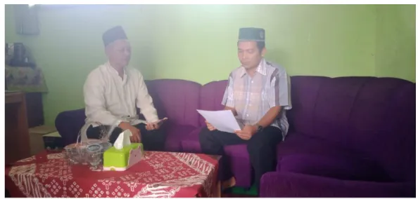 Gambar 1. Wawancara dengan KH. Abdullah Munir,  M.Pd  