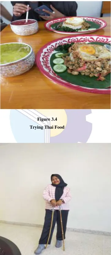Figure 3.5  Learning Thai Boxing 