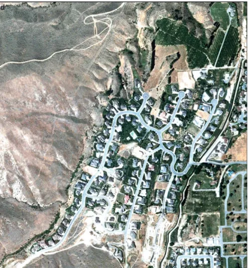 Figure 2.1  (continued) (d) Urban–wildland interface and urban density (number of houses or  roads in an area) (1:10,000)