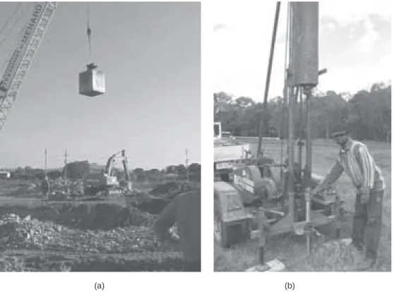 FIGURE 1.9 (a) Dynamic compaction and (b) JCU heavy dynamic cone penetration test rig.