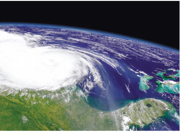 Gambar 2-1 Citra Satelit yang memperlihatkan awan badai Dennis yang berada diatas wilayah Amerika  Utara yang mengekspresikan pergerakan/sirkulasi udara dan air dalam sistem hidrologi (Image provided  by Orbimage; © Orbital Imaging Corporation)