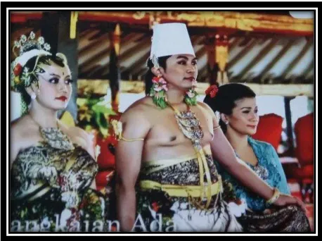 Gambar 3. Prosesi Panggih GKR Hayu                          Sumber: Dokumentasi Kraton, 2016 