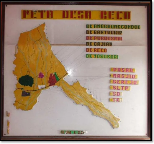 Gambar III: Peta Desa Reco (Foto: Tatik, 2015) 
