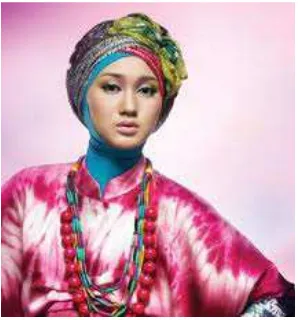 Gambar 9. Dian Pelangi pendiri Hijabers Community