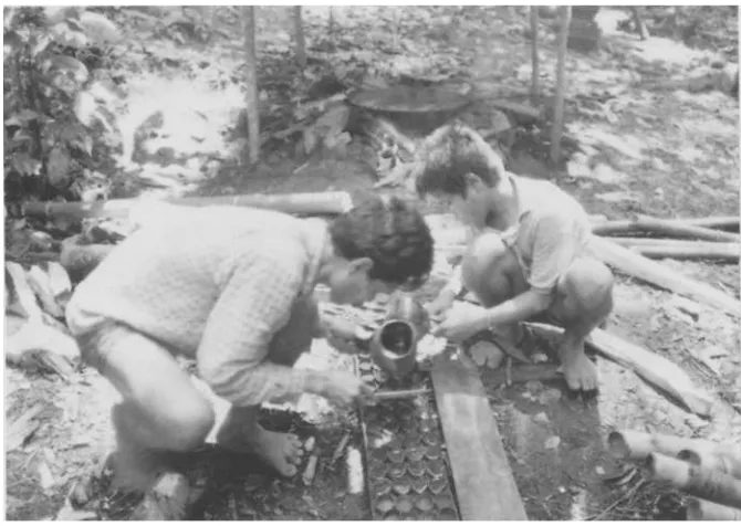 Fig. 6. Making palm sugar. 