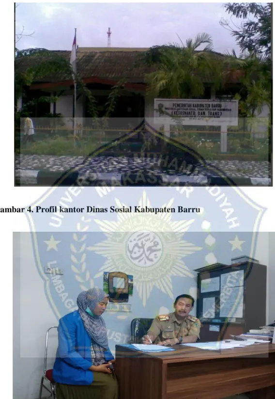 Gambar 5.  Pengisian Kusioner Oleh Sekretaris Dinsos Kabupaten Barru 