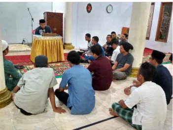 Foto setelah kegiatan ta’lim di masjid baitul ikhwa  pengajaran anak-anak TPA   Bersama salah seorang syekh dari timur tengah    