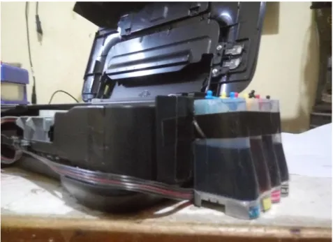 Gambar 3.7 Pemasangan Infus Printer 