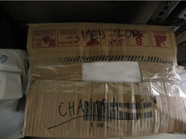 Gambar 3. 8 Pemberian nama di Kardus 