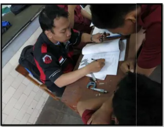 Gambar 6. Mahasiswa PPL daL dan Guru-Guru Jurusan Teknik Pemesinan Snan SMK N 2 Yogyakarta
