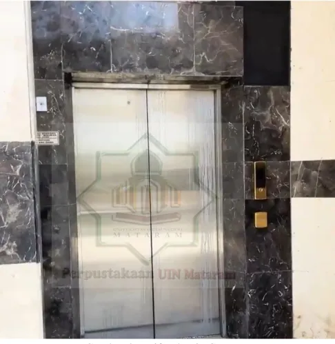 Gambar 2.7 Lift Islamic Center 