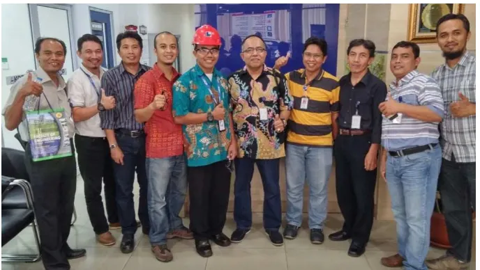 Gambar 3.1 Dosen prodi Teknik Mesin mengunjungi beberapa perusahaan tempat alumni bekerja di Batam dalam rangka Review Educational Program Objective  