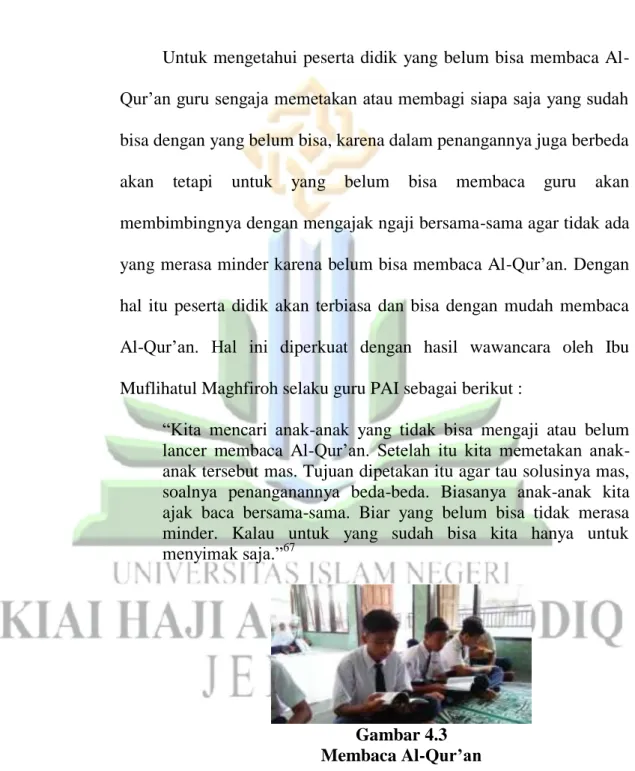 Gambar 4.3  Membaca Al-Qur’an 