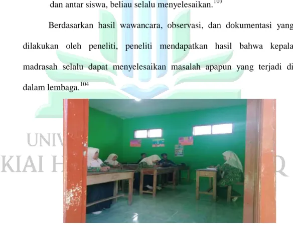 Gambar 4.5 Rapat dewan guru 105                                                              