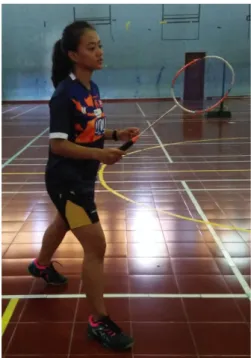 Gambar 2.35 Persiapan Underhand Forehand Drop Shot