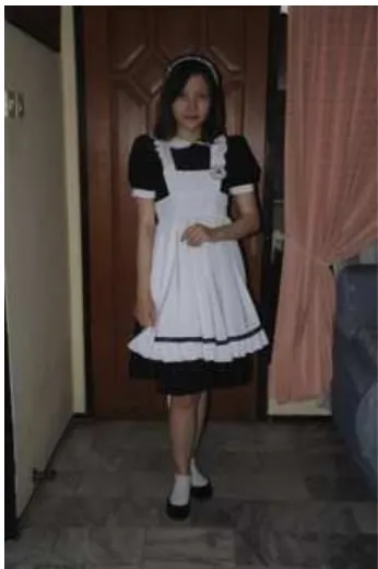 Gambar 12. Seragam waitress English Maid  