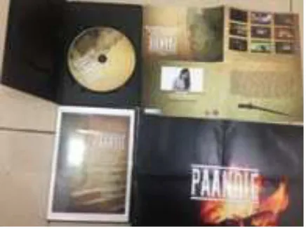 Gambar 18. Katalog dan CD 