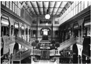 Gambar 18. Interior anjungan (Sumber: Thoor, 1998: 39).