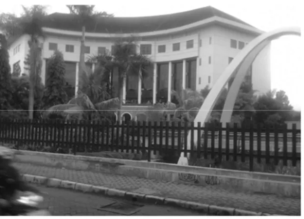 Gambar 3. Gedung Pasca Sarjana UGM Yogyakarta. 