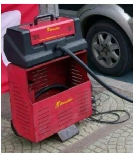Gambar 2.3 Stiker lulus uji emisi 