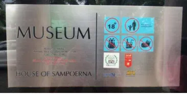 Gambar 17. Meja Resepsionis 