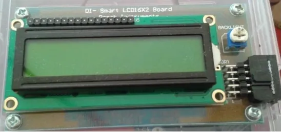 Gambar 2.11 LCD (Lycuid Cristal Display) 