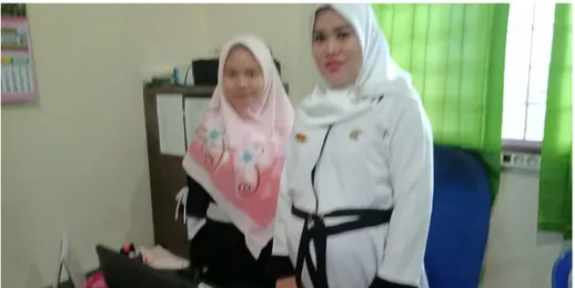 Foto bersama Ibu Qurrota Ayuni selaku Koordinator Kepegawaian Di Kementerian  Agama Kabupaten Asahan 