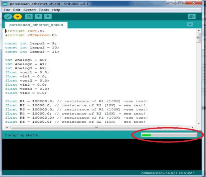 Gambar 7 Tampilan proses compiling dan uploading terhadap source code  dari PC ke mikrokontroler Arduino UNO R3 