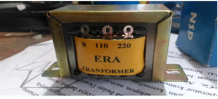 Gambar 2.5 Transformator 