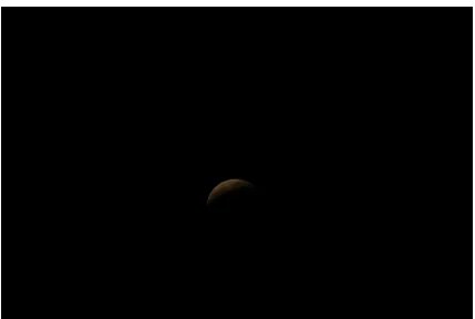 Gambar 1. Citra Gerhana Bulan Total 8 Oktober 2014 saat fase Gerhana Sebagian (pukul 18 : 03 :48 WITA) 