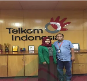 Foto bersama Officer 3 Public Relations dan Administrasi dan outsourching PT.  Telkom Indonesia dan Peneliti 
