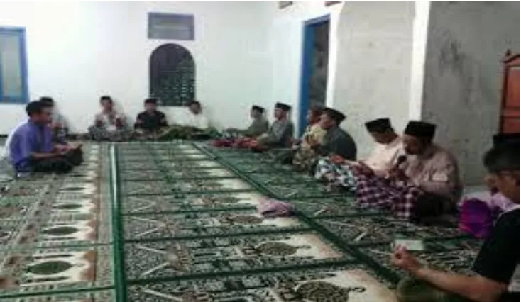 Gambar 7. Pengajian Ibu-Ibu Masjid Nurul-Huda 