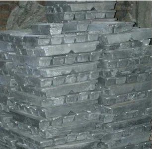 Gambar 2.1 Aluminium batangan (ingot) 